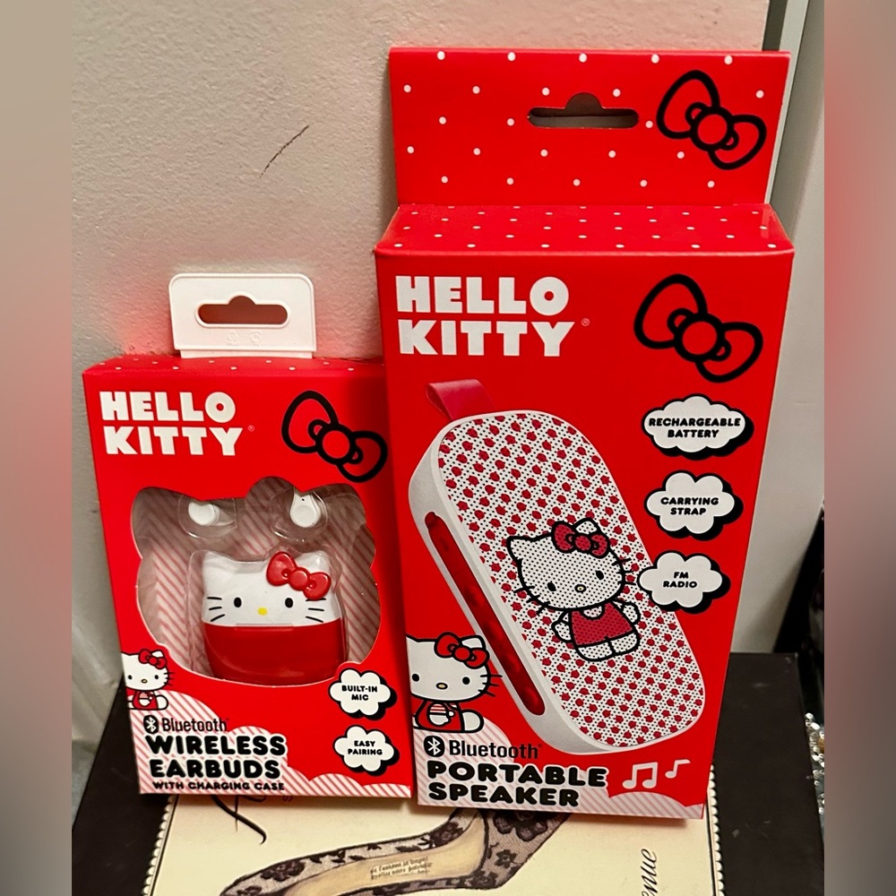 Hello Kitty Bluetooth Earbuds and Speaker Set - Red and White